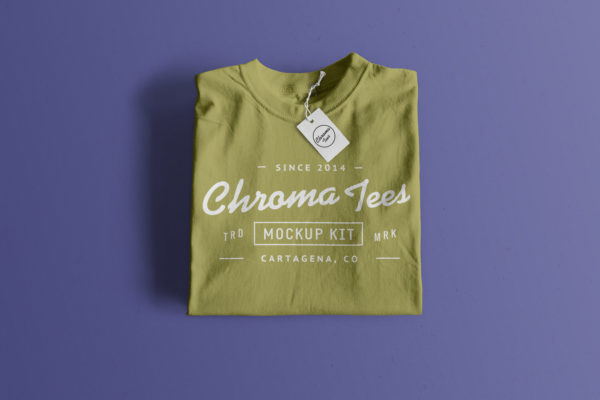 折叠T恤胸前印花图案设计样机模板01 Folded T-Shirt Mockup 01