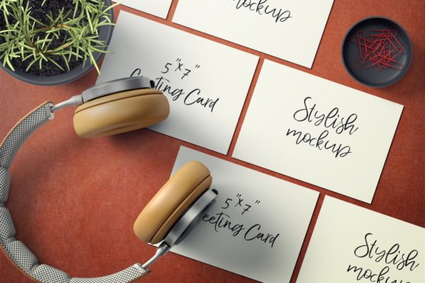 极简的贺卡/明信片样机套装V1 7×5 Greeting Card / Postcard Mockup Set 1