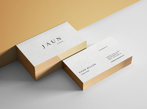 镶金边效果高端名片设计PSD样机模板 Gold Edges Business Card Mockup