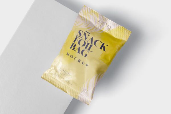 小吃零食铝箔包装袋设计样机模板 Snack Foil Bag Mockup – Slim Size