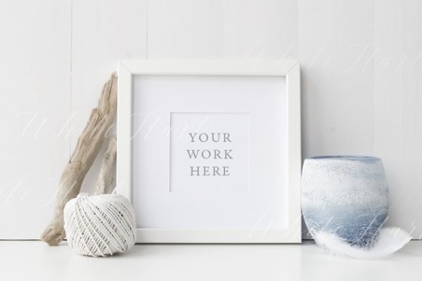 白色方形艺术相册画框模板 White square nautical frame mock up