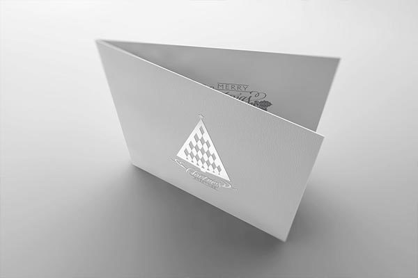 真实质感的新年圣诞节贺卡设计VI样机展示模型mockups