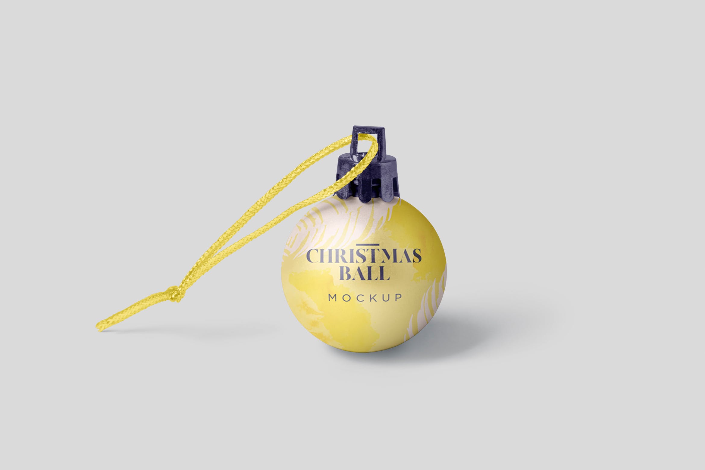 圣诞节装饰球节日氛围样机模板 Christmas Ball Mockup Set插图