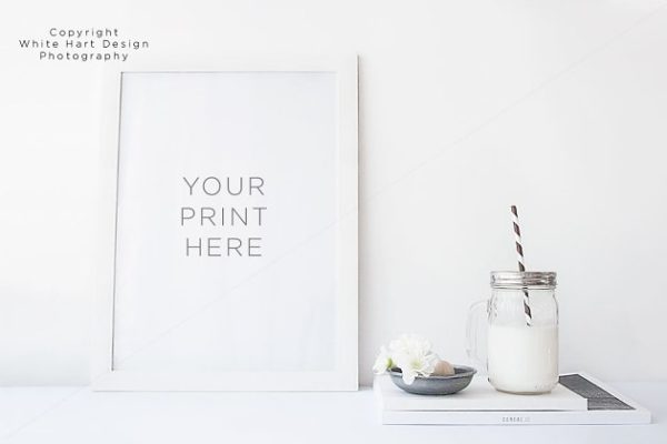 简约木质纹理创意相框样机模板 Frame mock up – PSD and Jpeg file