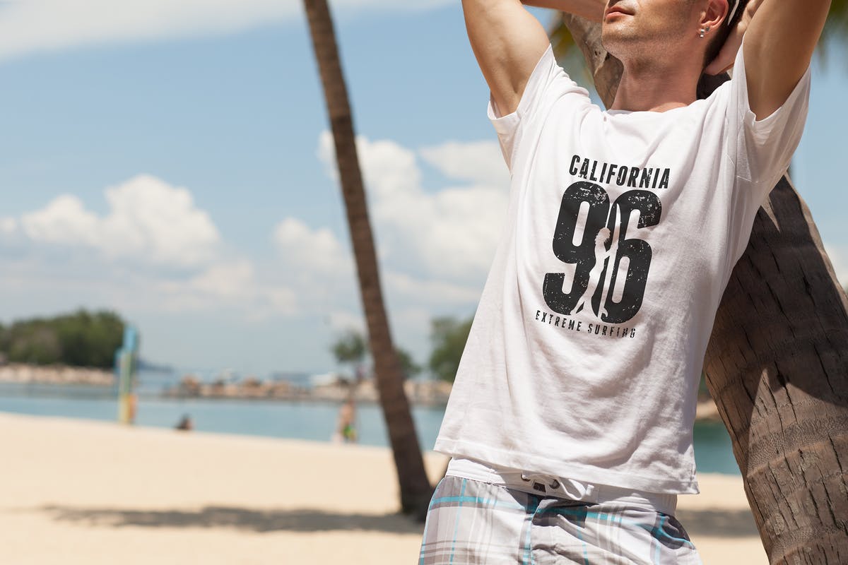 男士圆领印花图案T恤设计展示样机素材库精选模板 Crew Neck T-shirt Mock-up Male Version插图