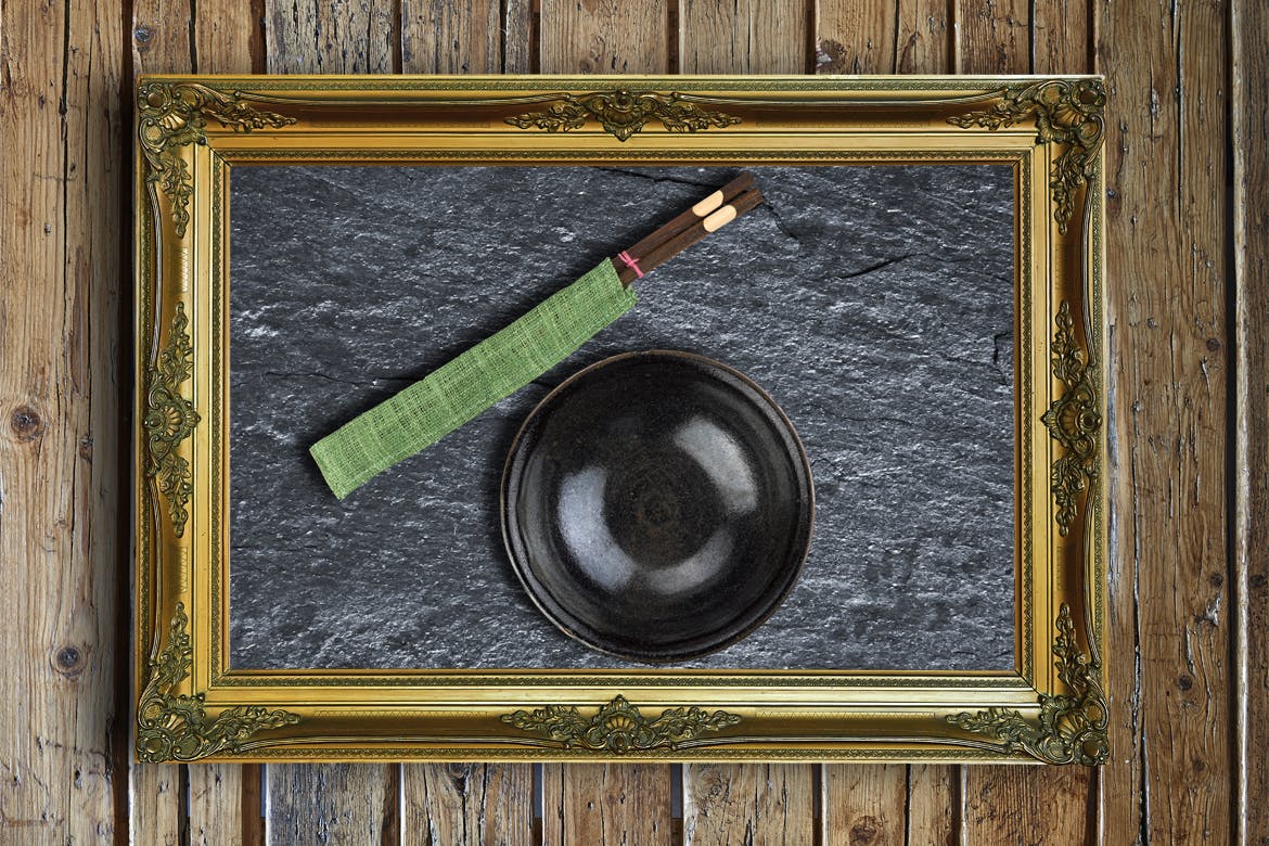 古董金属边框相框样机模板03 Antique Golden Frame Mockup 03插图(4)