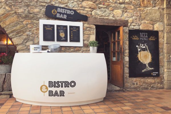 鸡尾酒餐厅场景品牌设计效果图样机模板 Cocktail Restaurant Mockup