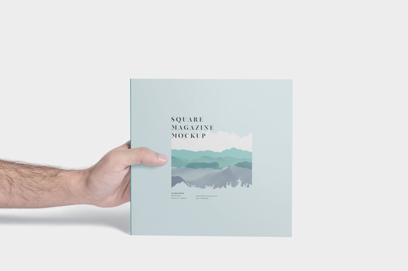 企业介绍画册/杂志设计效果图样机 Square Magazine Mockups插图(6)
