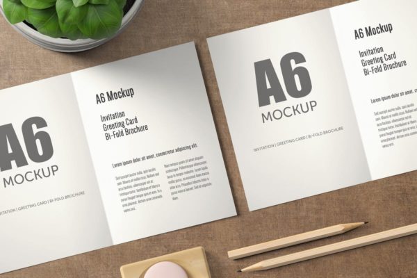 A6纵向双折页贺卡印刷品样机 A6 Portrait Bi-Fold Greeting Card Mock-up