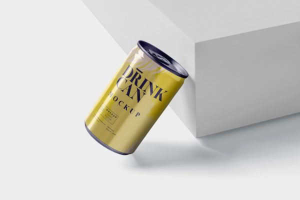 小型饮料易拉罐外观设计样机模板 Small Drink Can Mock-Up