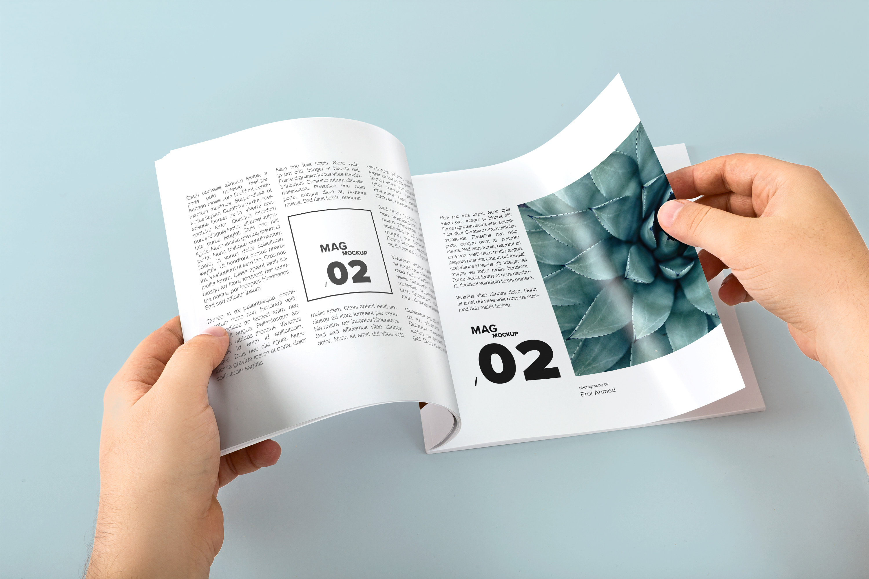 方形杂志内页版式设计样机模板 Square Magazine Opening Mockup插图(1)