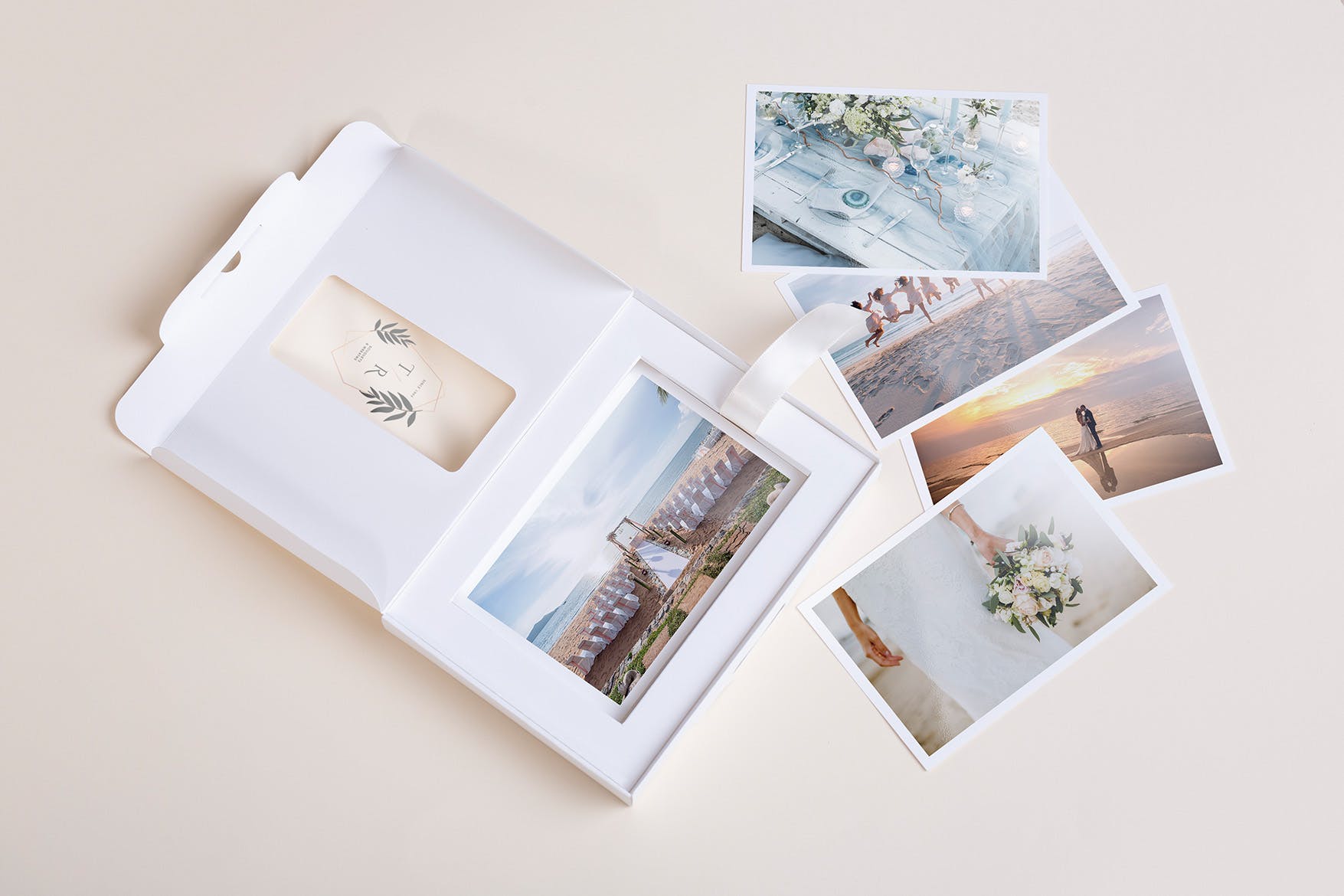 相片册相片盒摄影作品预览样机模板 Photo Presentation Box Mock Up插图(1)