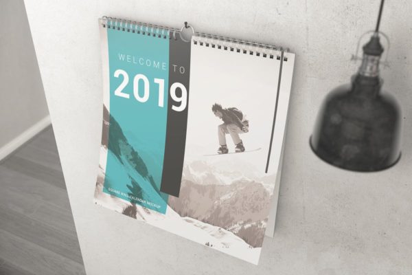 方形挂墙活页日历样机模板 Square Wall Calendar Mockups