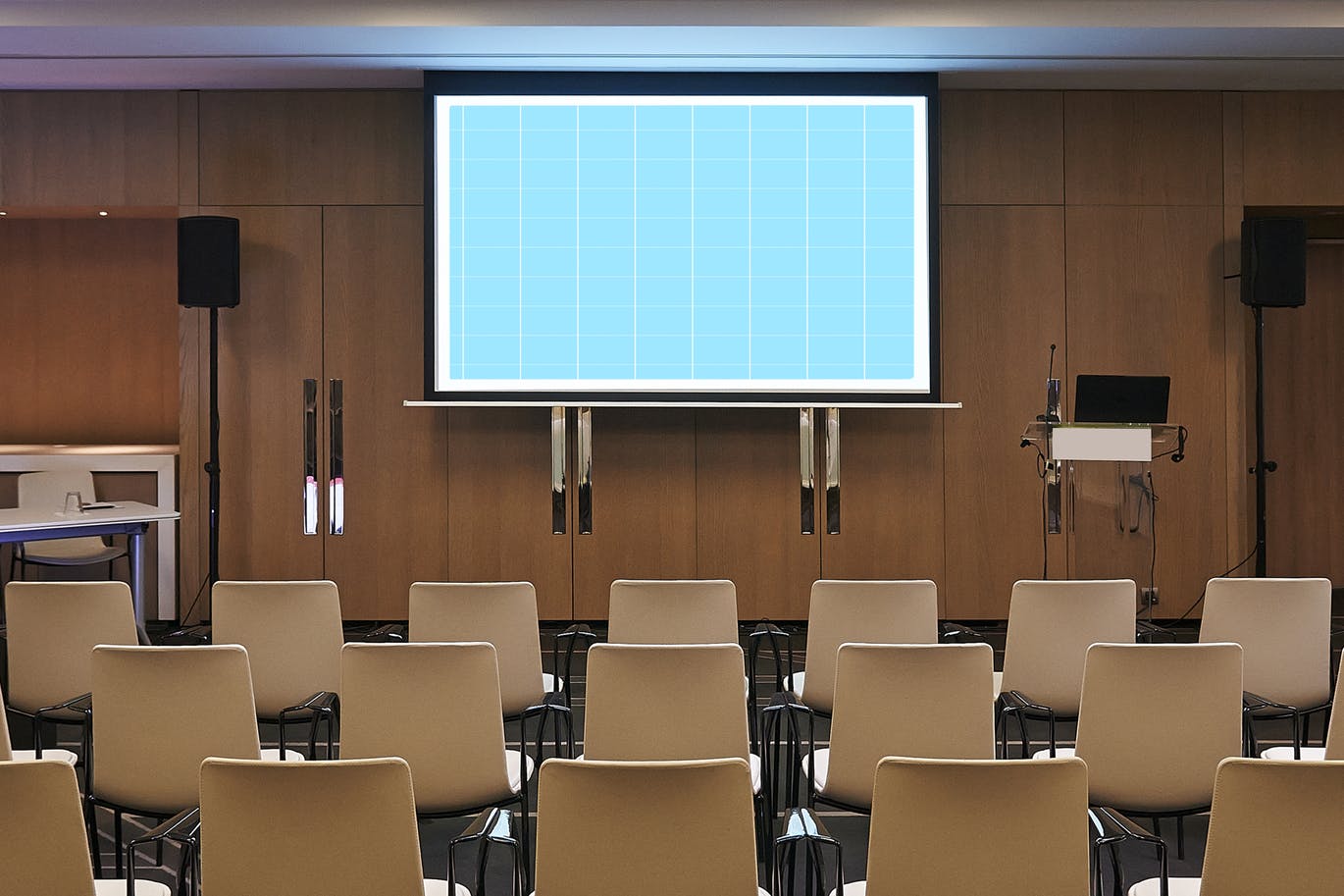 会议室电视/投影屏幕样机素材库精选模板v1 Conference_Room_Screen-HORIZ-Mockup插图