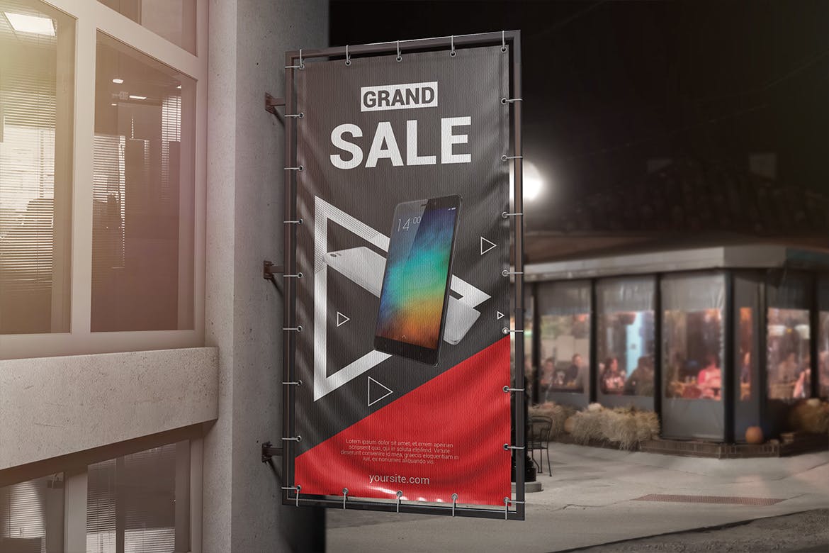 垂直户外广告横幅设计图样机模板 Vertical Outdoor Advertising Banner Mockup插图(2)