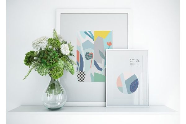 绿色带有花卉图型的图案包 IN GREEN graphic pack