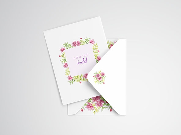邀请卡&amp;信封外观设计样机模板 Invitation Card Mockup