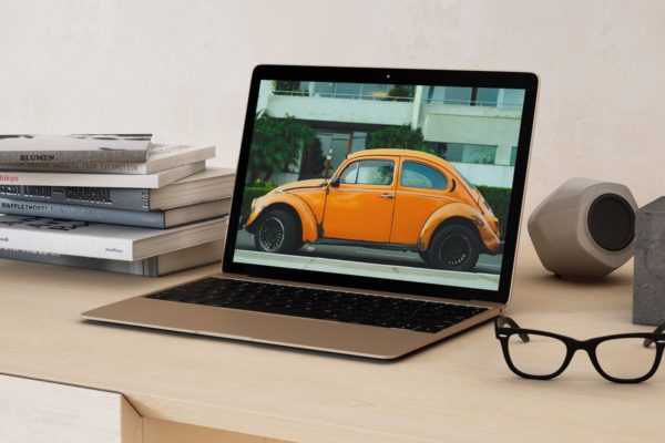 14寸笔记本电脑屏幕预览素材库精选样机模板 14×9 Laptop Screen Mock-up