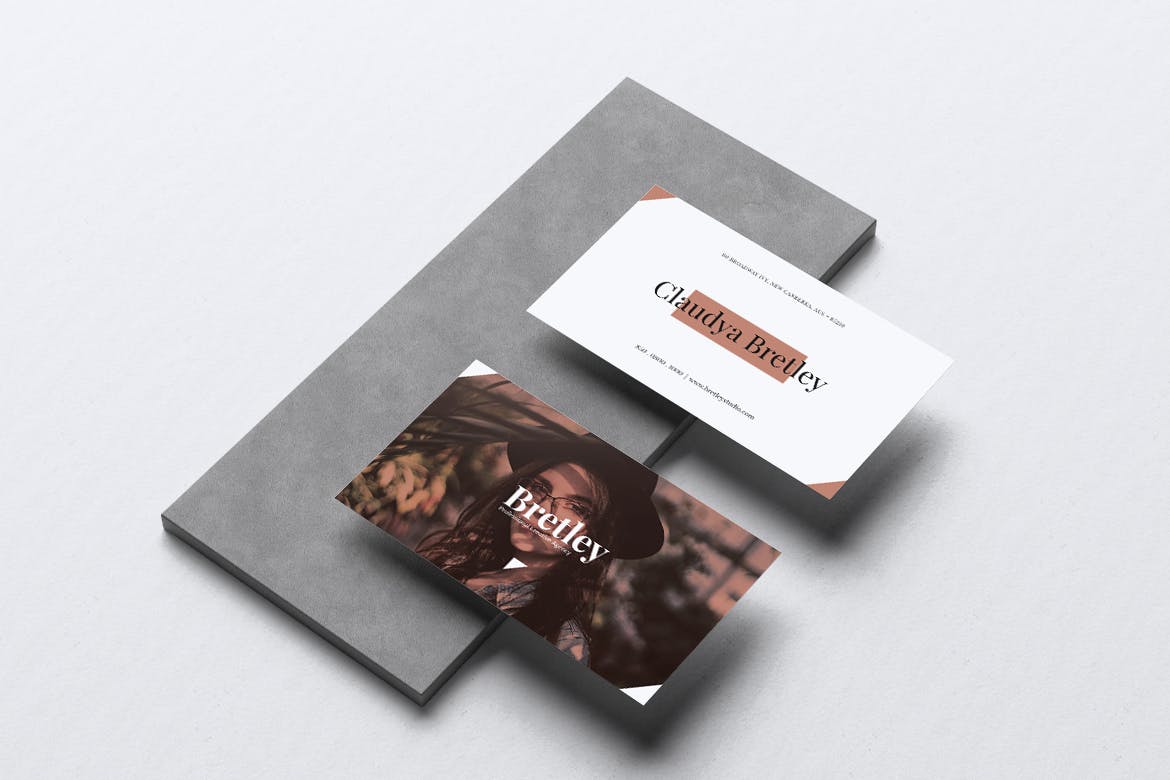 时装店传单和名片设计模板 BRETLEY Fashion Store Flyer & Business Card插图(2)