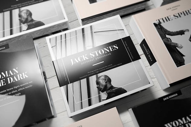 方形精装封面宣传册产品画册样机模板 Square Book Mockup插图(9)