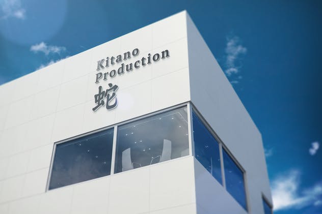 3D标志招牌立面墙样机模型 3D Logo Signage Facade Wall Mock-Ups插图(1)