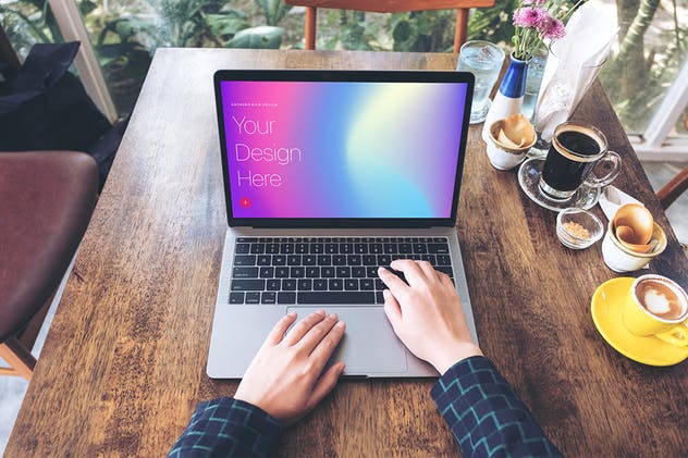 高雅干净利落笔记本电脑MacBook Pro样机 Elegant & Clean Macbook Pro Mockups插图(13)