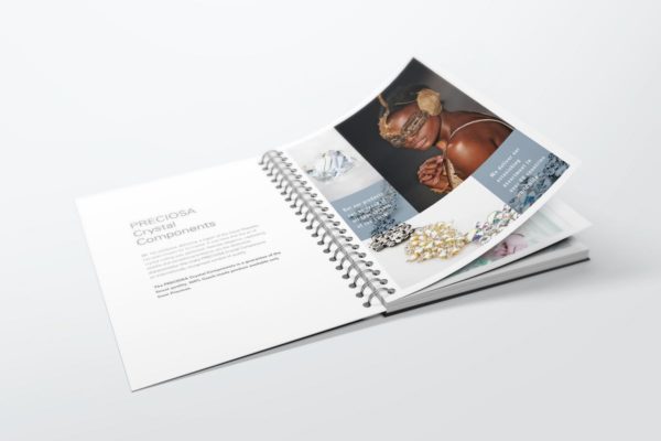 活页装订记事本/目录册样机 Spiral Bound Book / Catalogue Mockups 2