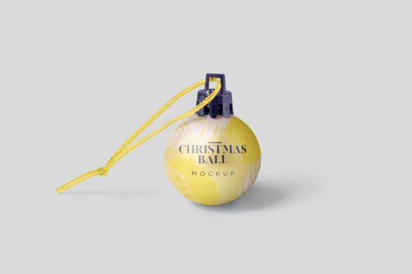 圣诞节装饰球节日氛围样机模板 Christmas Ball Mockup Set