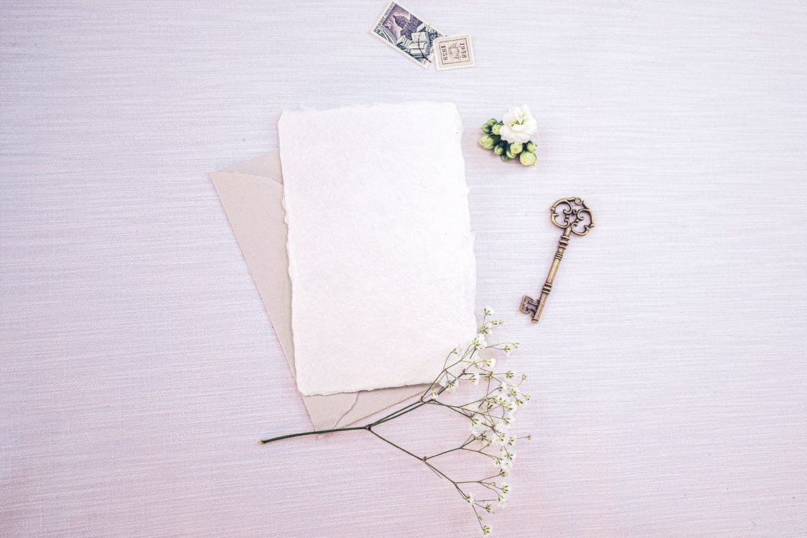 婚礼照片婚礼邀请函优雅风格设计样机素材库精选模板v17 Wedding Photo Mockup 17插图(1)