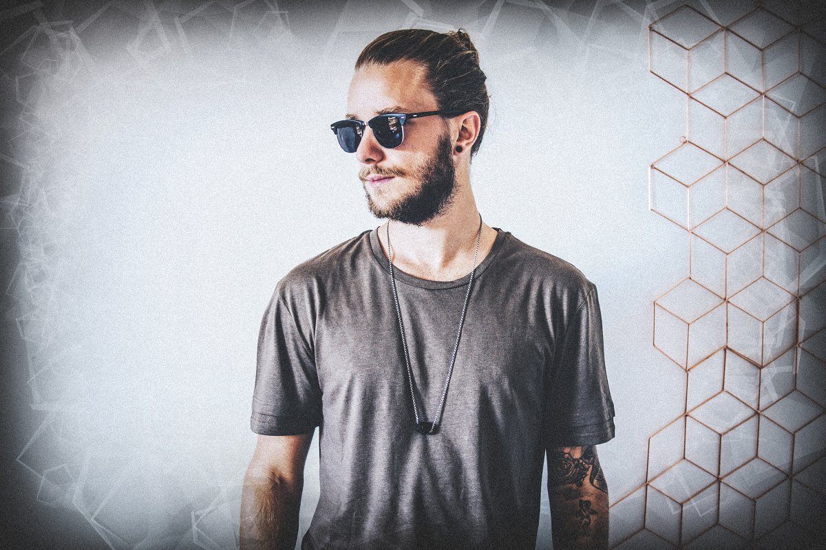 30张时尚模糊虚化照片叠层背景插图(1)