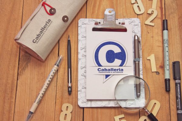 剪贴板素描作品展示样机素材库精选模板 Clipboard Sketch &amp; Hand Lens