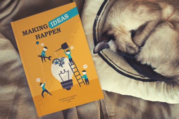 精装设计硬封面书印刷品样机 Book Mockup / Hard Cover Edition