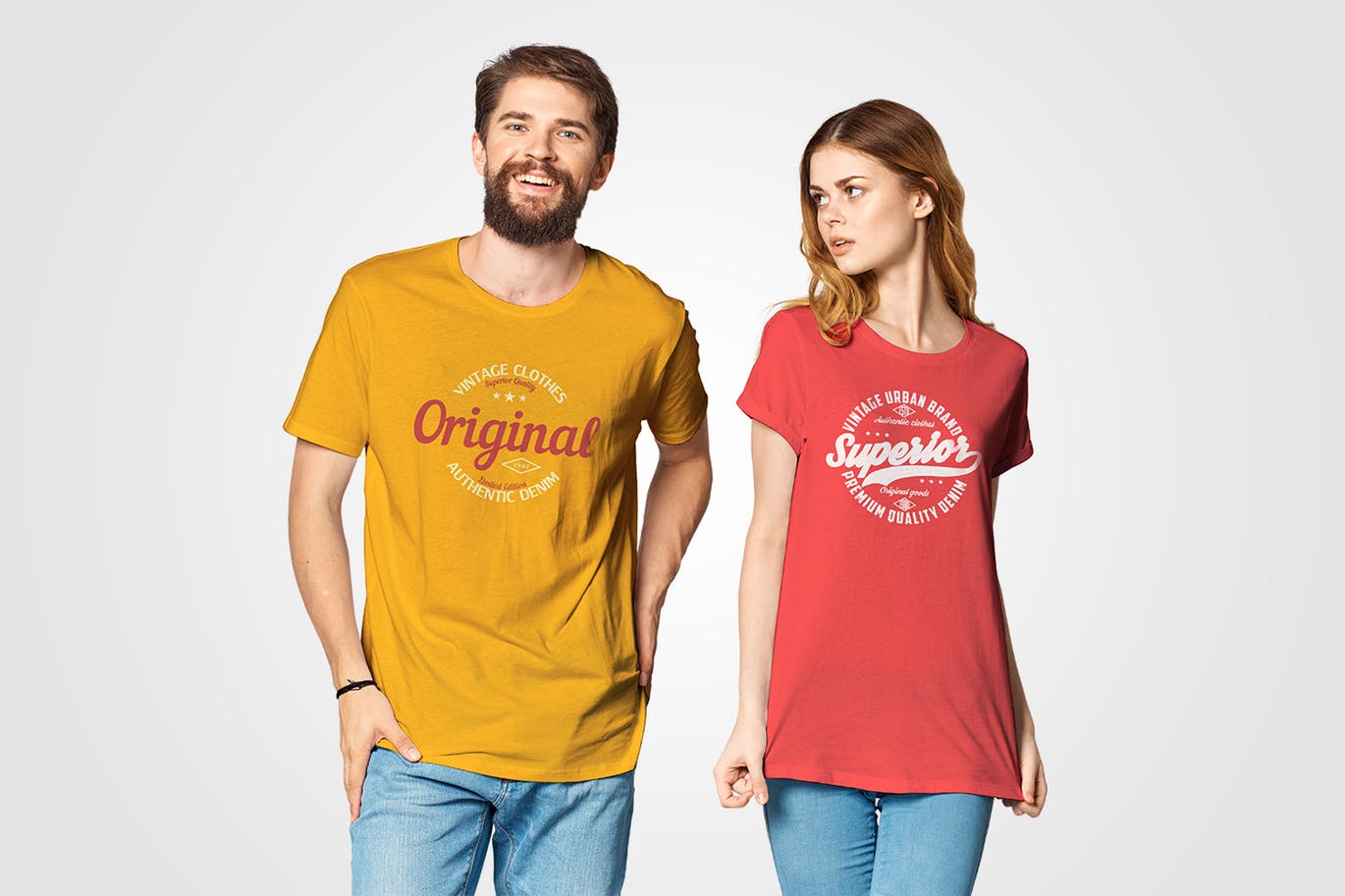 圆领T恤印花设计模特上身效果预览样机07 Crew Neck T-Shirt Mockup 07插图(3)