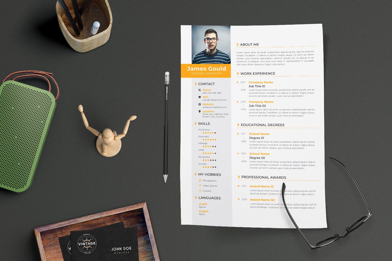 两列式大头贴电子素材库精选简历模板 CV Resume插图(3)