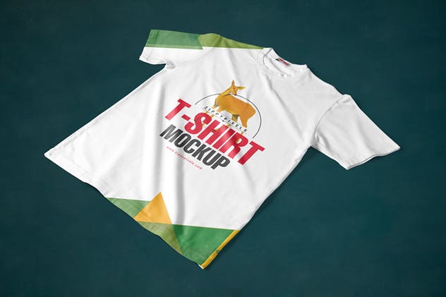 7组圆领时尚印花T恤服装设计样机 7 Round Neck T-Shirt Mockups插图(6)