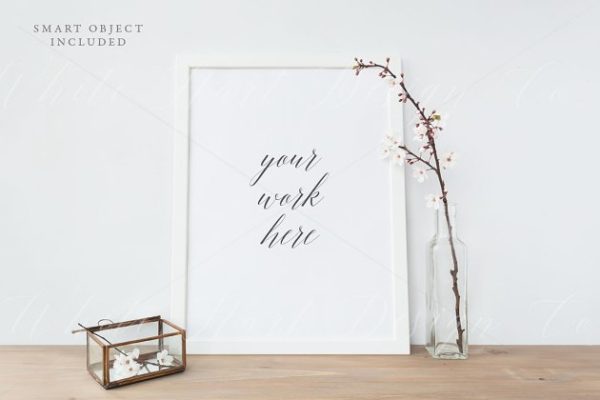 白色木质相框样机模板 Frame mock up – PSD+Jpg