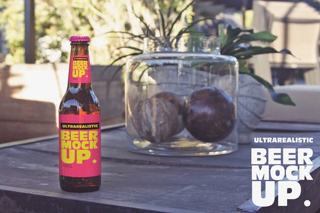 福门特拉岛休闲俱乐部场景啤酒瓶设计样机 Formentera Lounge Club插图(1)