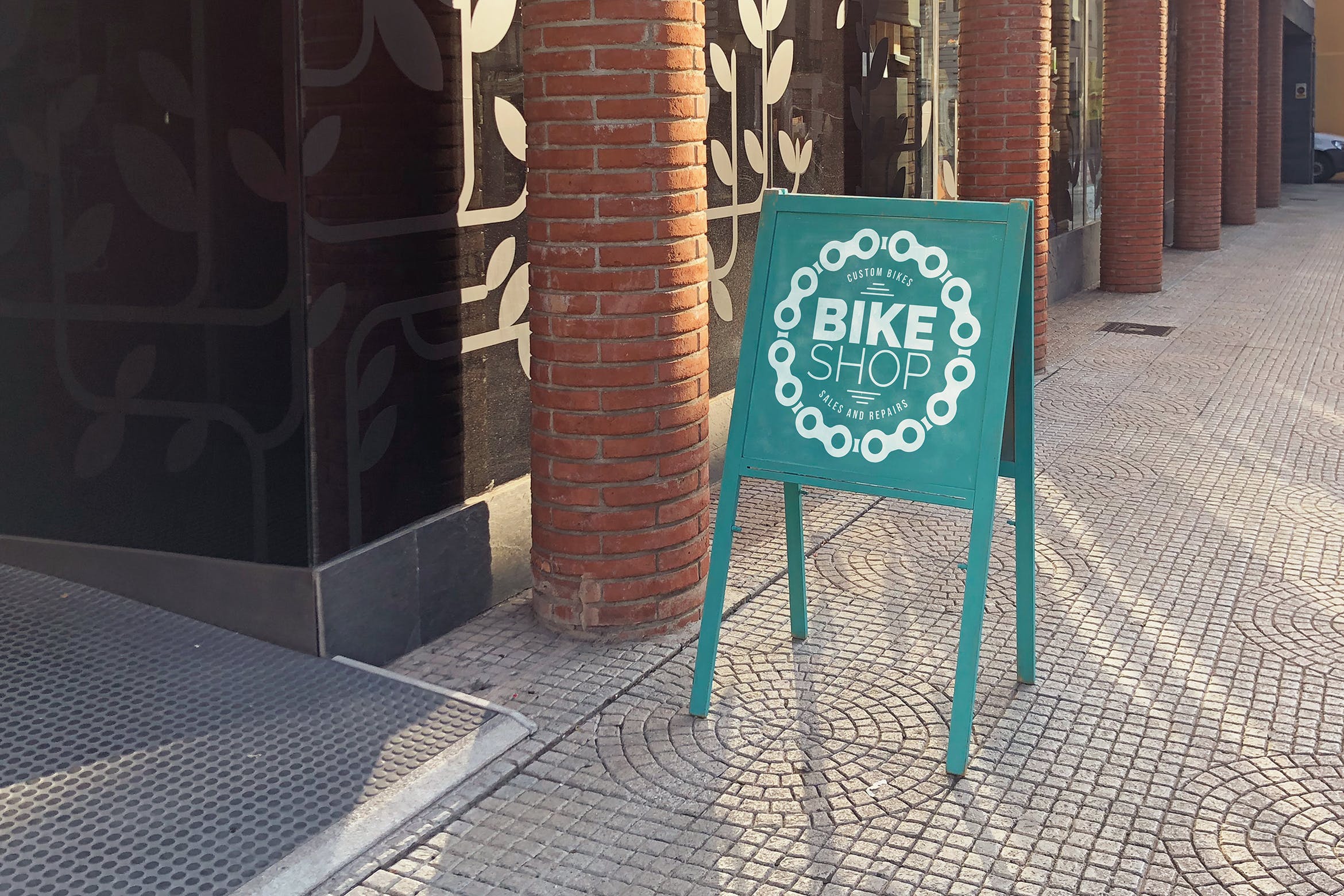 店铺可折叠促销活动告示牌样机模板 Blue Slate Mockup插图