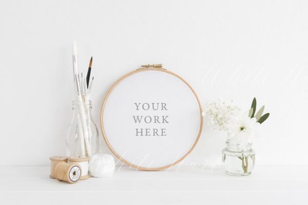 高端圆形INS风相框样机模板 Modern embroidery hoop mockup