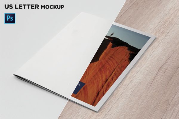 45度角视觉美国信纸规格宣传册封面效果图样机素材库精选 US Letter Cover Brochure Mockup 45 Degree