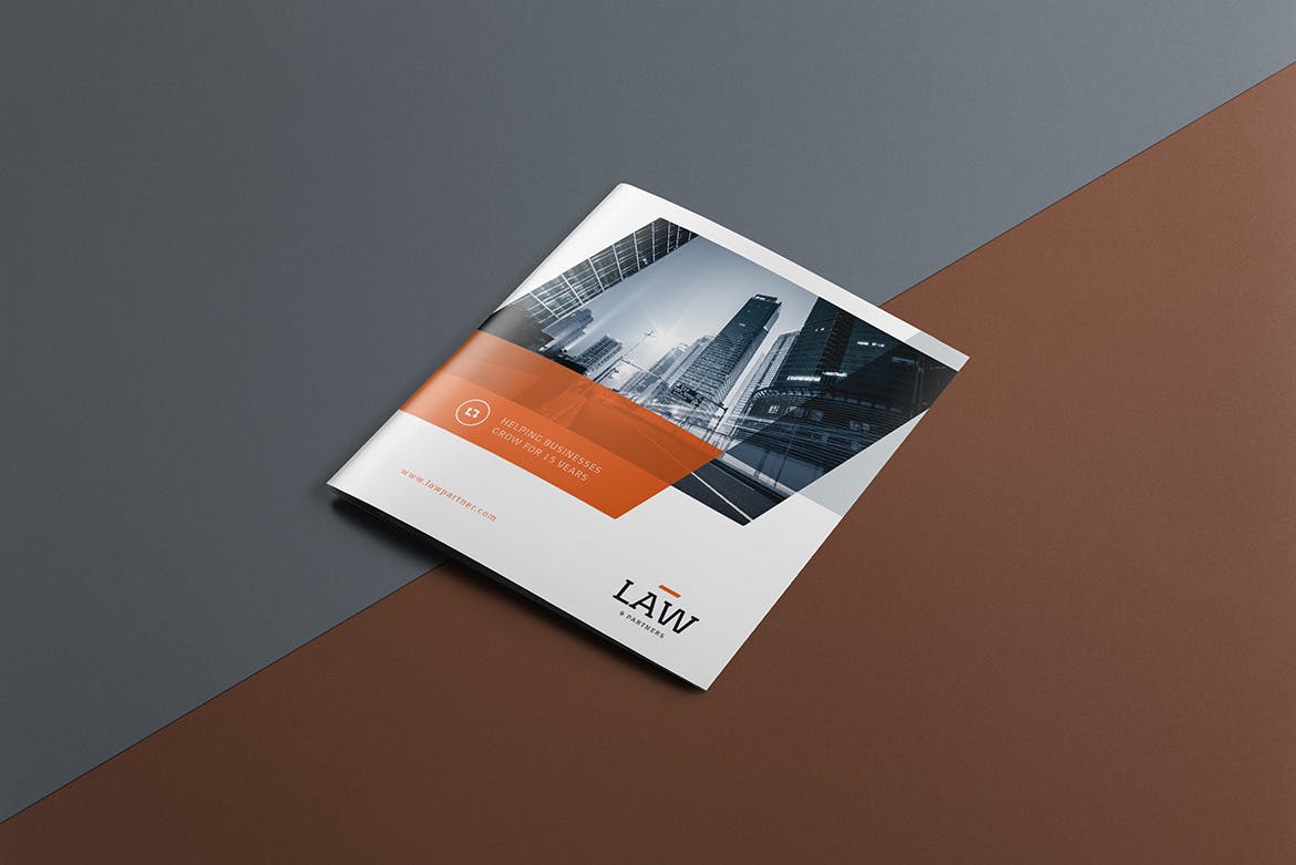 方形宣传手册/企业画册版式设计样机素材库精选模板 Square Brochure Mockup插图(1)