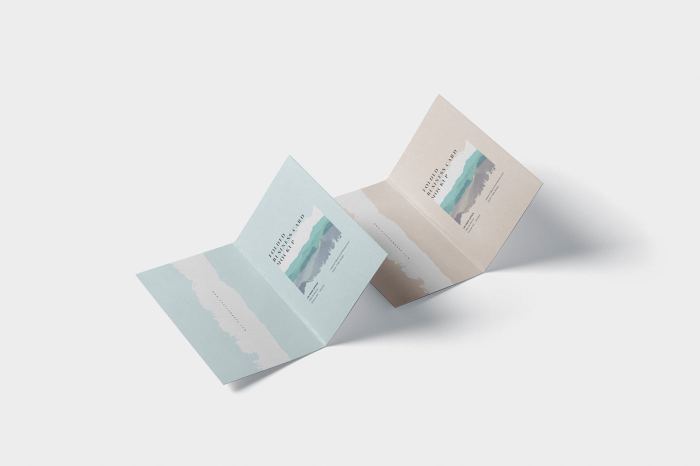 折叠式企业名片设计图样机模板 Folded Business Card Mockup – Horizontal Orientati插图(4)