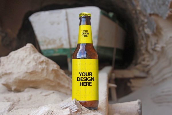 福门特拉岛船洞场景小啤酒瓶外观印刷设计样机 Formentera Boat Cave