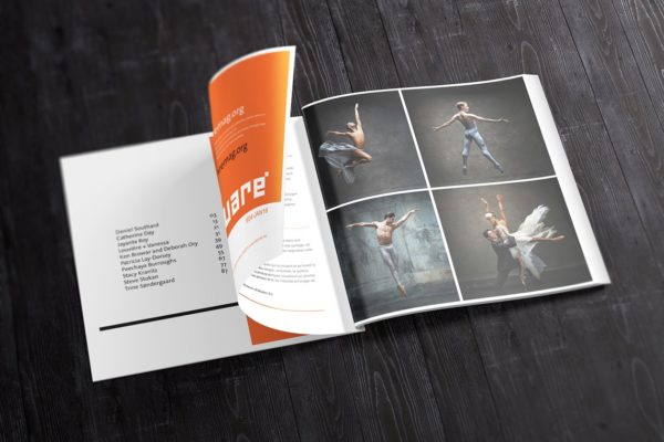 方形杂志样机模板 Square Magazine Mockups