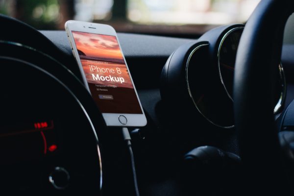 APP界面设计截图预览iPhone 8手机样机模板v4 Presentation Kit – iPhone showcase Mockup