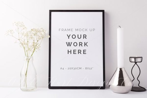 A4尺寸带边框相框样机模板 A4 black frame mock up – 7884