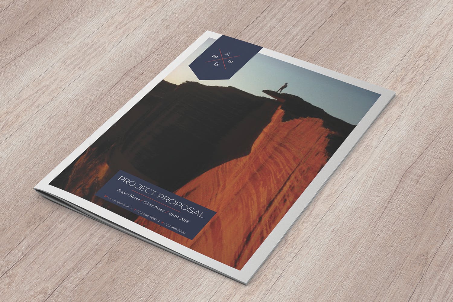 45度角视觉美国信纸规格宣传册封面效果图样机素材库精选 US Letter Cover Brochure Mockup 45 Degree插图(2)