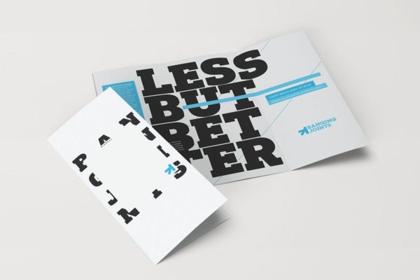 对折小册子传单样机模板 Trifold Brochure Mock-Up Pack