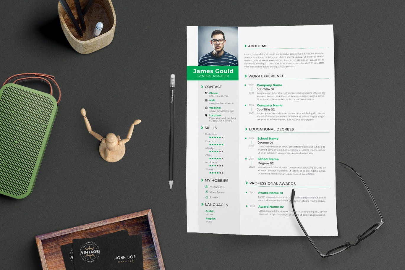两列式大头贴电子素材库精选简历模板 CV Resume插图(2)