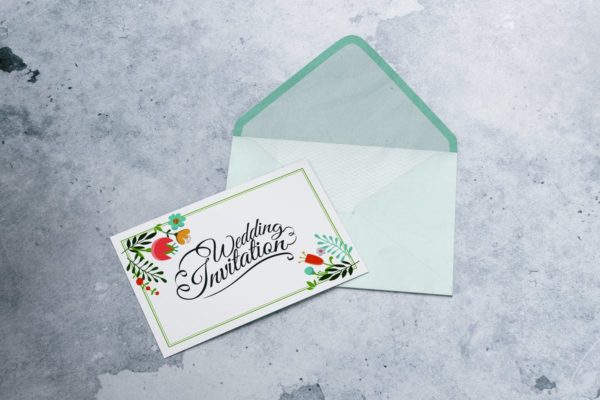 A6明信片/信封/邀请函/传单样机 A6 Postcard &amp; Envelope / Invitation / Flyer MockUp